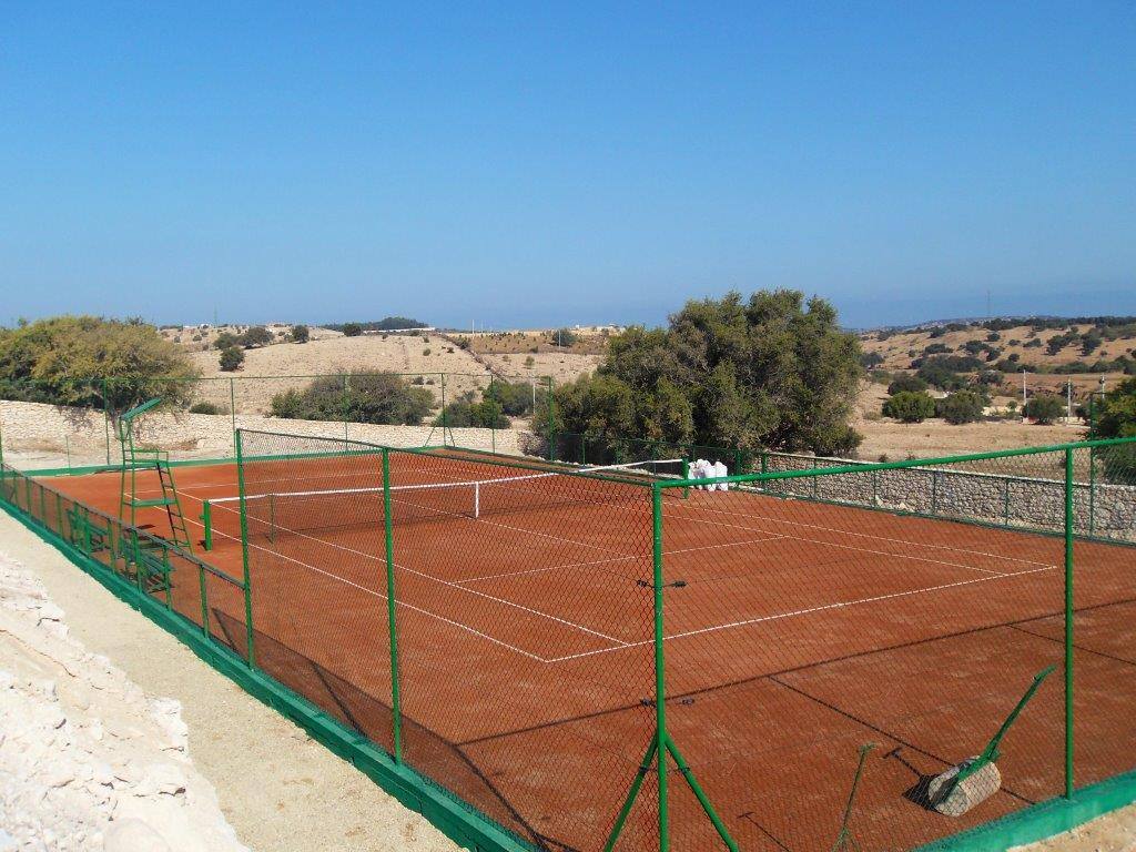 Court de tennis terre battue